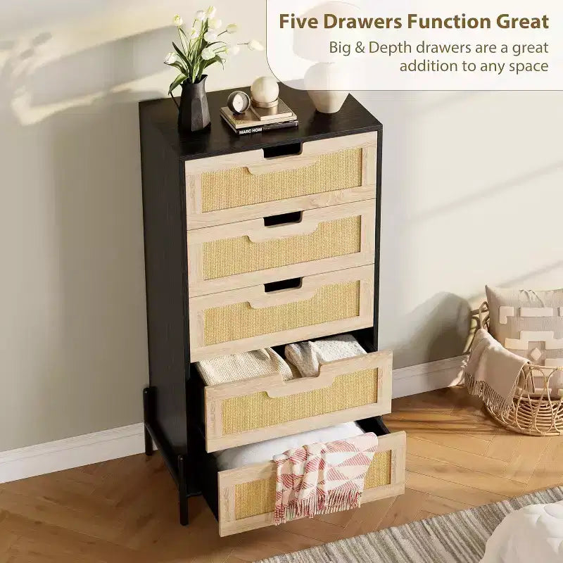 Commode à 5 tiroirs en rotin naturel, commode en bois, meuble de rangement de style ferme avec pieds en métal, commode moderne pour chambre à coucher, salon