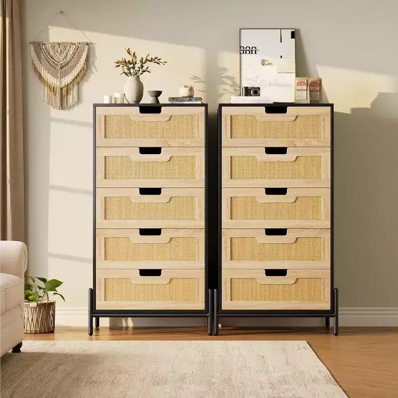 Commode à 5 tiroirs en rotin naturel, commode en bois, meuble de rangement de style ferme avec pieds en métal, commode moderne pour chambre à coucher, salon